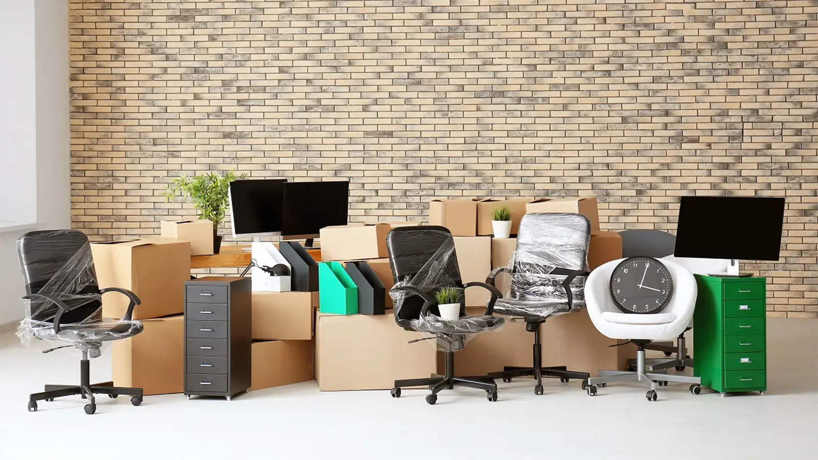 Mi empresa quebró. Bienes laborales amontonados con cajas